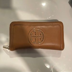Tory Burch Wallet